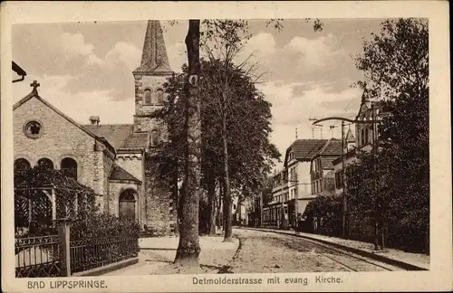 Ak Bad Lippspringe im Kreis Paderborn, Detmolderstraße mit evangelischer Kirche