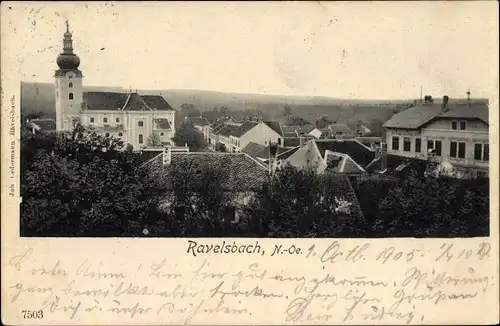 Ak Ravelsbach in Niederösterreich, Blick über die Dächer des Ortes zur Kirche