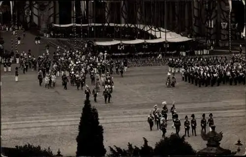 Foto Ak Potsdam in Brandenburg, Parade, Soldaten in Uniformen