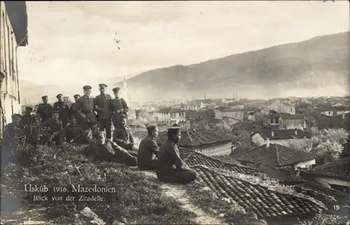 Ak Skopje Üsküb Mazedonien, Totalansicht, Deutsche Soldaten, Zitadelle