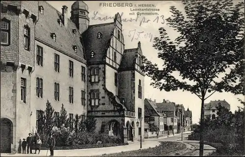 Ak Friedberg in Hessen, Leonhardstraße mit Gymnasium