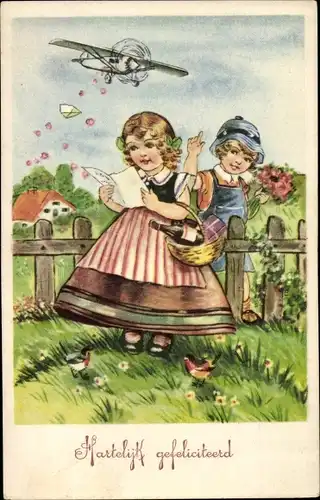 Ak Glückwunsch Geburtstag, Mädchen liest einen Brief, Flugzeug wirft Blumen ab