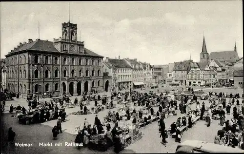 Ak Weimar in Thüringen, Markt mit Rathaus