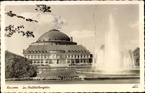 Ak Hannover in Niedersachsen, Stadthallengarten, Springbrunnen