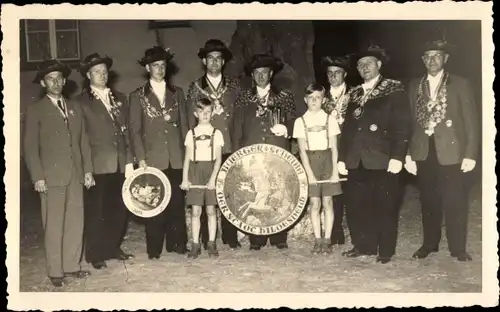 Foto Ak Hildesheim in Niedersachsen, Schützengilde, Mitglieder, Wappen