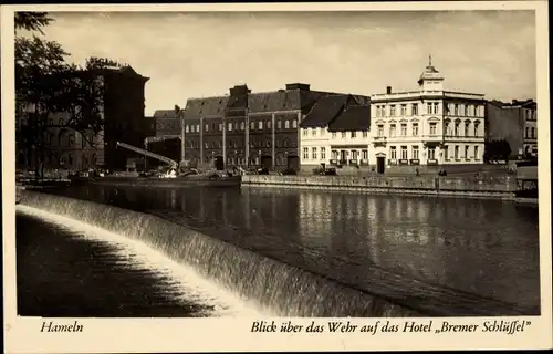 Ak Hameln an der Weser Niedersachsen, Wehr, Hotel Bremer Schlüffel