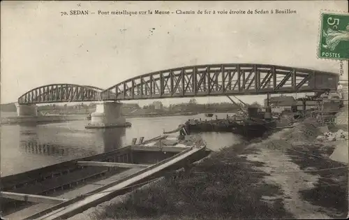 Ak Sedan Ardennen, Metallbrücke über die Maas, Schmalspurbahn von Sedan nach Bouillon