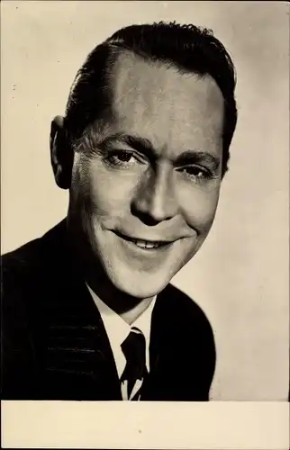 Ak Schauspieler Franchot Tone, Portrait