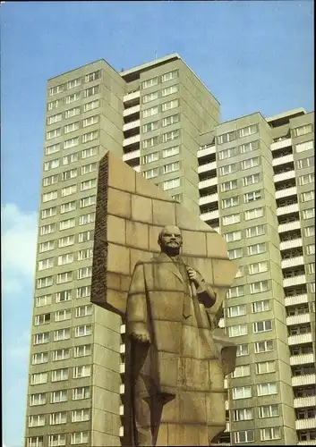 Ak Berlin Friedrichshain, Lenindenkmal, Hochhaus