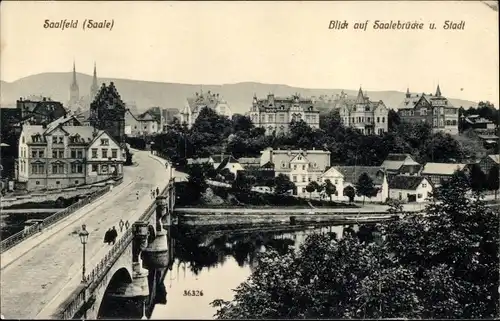 Ak Saalfeld an der Saale Thüringen, Saalebrücke, Ortsansicht