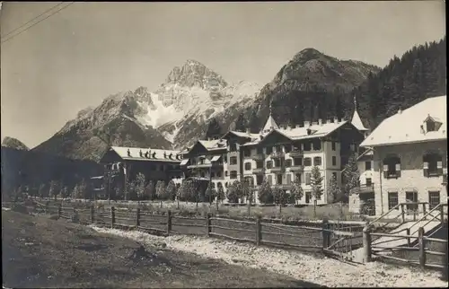Ak Carbonin Schluderbach Toblach Dobbiaco Südtirol, Teilansicht, Hotel