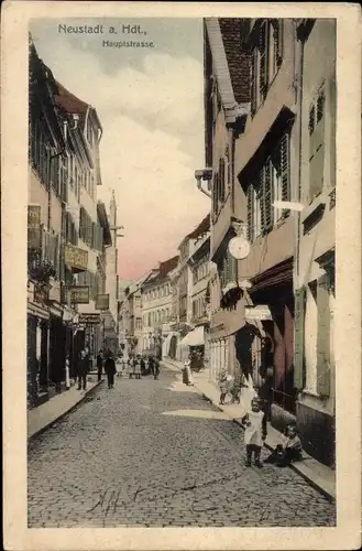 Ak Neustadt an der Weinstraße, Hauptstraße, Passanten