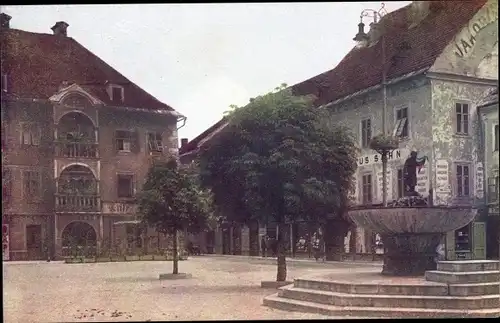 Ak Sankt Veit an der Glan Kärnten, Platz mit Brunnen
