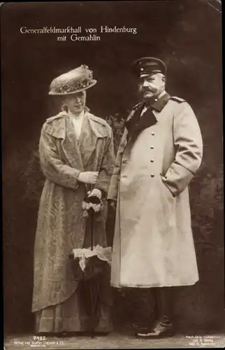 Ak Generalfeldmarschall Paul von Hindenburg mit Gemahlin, Gertrud von Hindenburg, Liersch 7482