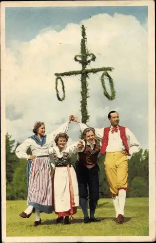 Ak Tanzende Menschen in schwedischen Volkstrachten