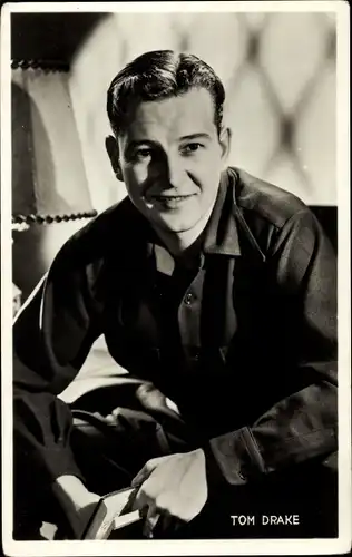Ak Schauspieler Tom Drake, Portrait