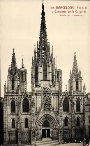 Ak Barcelona Katalonien Spanien, Fassade und Kuppel der Kathedrale
