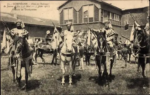 Ak Compiègne Oise, Feierlichkeiten zu Ehren von Jeanne d'Arc 1911, Trompetengruppe