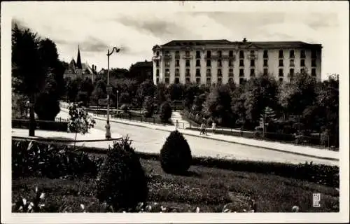 Ak Néris les Bains Allier, Park, Grand Hotel