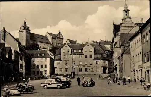 Ak Colditz in Sachsen, Markt, Autos, Motorräder