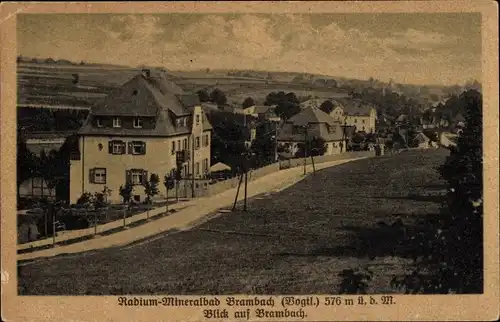 Ak Bad Brambach im Vogtland, Radium Mineralbad, Ortsblick