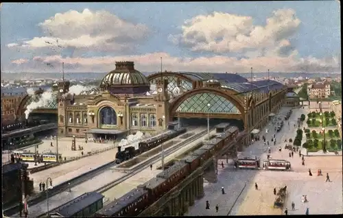 Ak Dresden Altstadt, Hauptbahnhof, Zug, Straßenbahn, Panorama