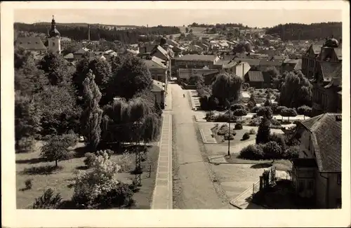 Ak Červený Kostelec Rothkosteletz Reg. Königgrätz, Gesamtansicht, Straße