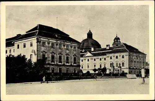 Ak Jaroměřice nad Rokytnou Jarmeritz Reg. Hochland, Schloss mit Kirche