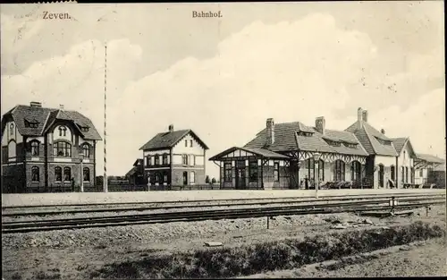 Ak Zeven in Niedersachsen, Bahnhof Gleisseite