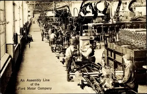 Ak Dearborn Michigan USA, Ford Motor Company, Rouge Plant, An Assembly Line