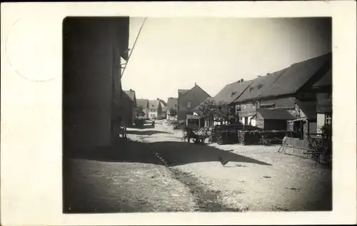 Foto Ak Koblenz in Rheinland Pfalz, Straßenpartie im Ort, Gebäude