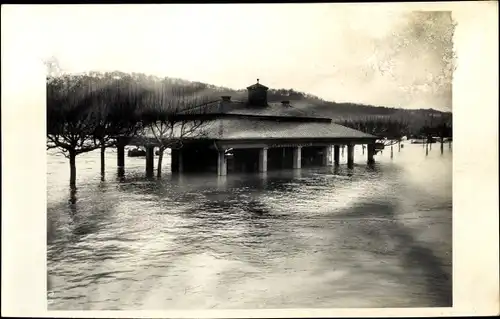 Foto Ak Koblenz in Rheinland Pfalz, Hochwasser, Station der Köln Düsseldorfer Rheindampfschifffahrt