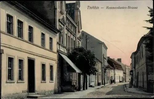 Ak Trebbin im Kreis Teltow Fläming, Kommandanten Straße