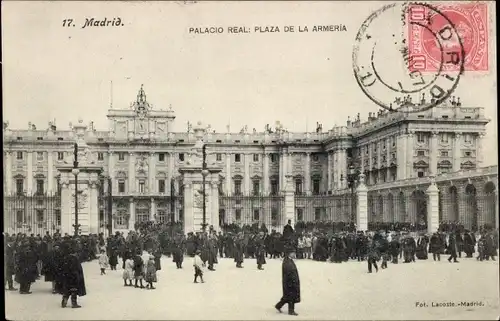 AK Madrid, Spanien, Königspalast, Plaza de la Armeria