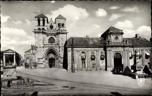 Ak Souvigny-Allier, Basilika des ehemaligen Benediktinerklosters