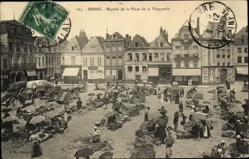 Ak Arras Pas de Calais, Markt Place de la Vacquerie