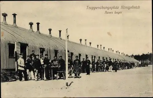 Ak Königsbrück in der Oberlausitz, Truppenübungsplatz, Neues Lager, Baracke, Soldaten