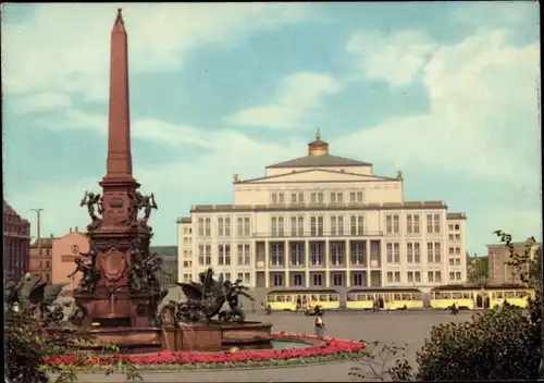 Ak Leipzig in Sachsen, Opernhaus am Karl-Marx-Platz, Monument, Straßenbahn