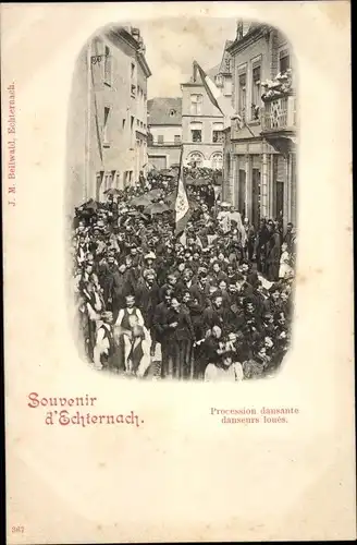 Ak Echternach Luxemburg, Procession dansante danseurs loués