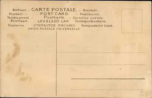 Künstler Ak Nyström, J., Frau mit Kind in schwedischen Volkstrachten