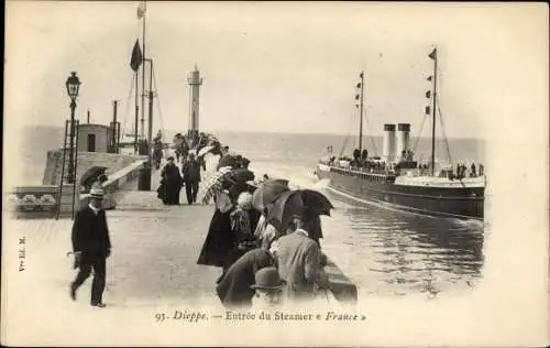 Ak Dieppe in Seine Maritime, Einfahrt des Dampfers Frankreich