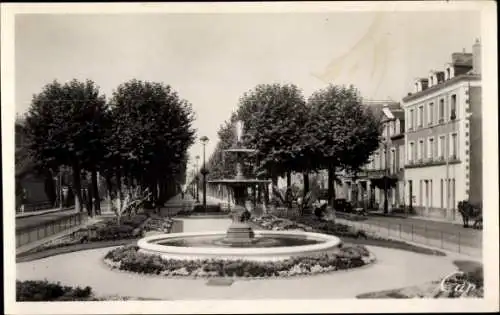 Ak Montluçon Allier, Avenue de la Gare