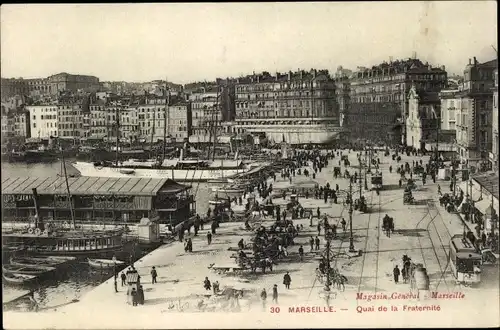 Ak Marseille Bouches du Rhône, Quai de la Fraternite