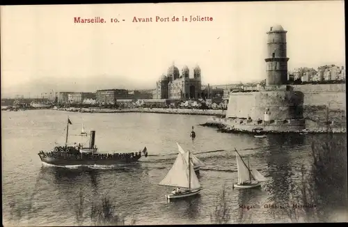 Ak Marseille Bouches du Rhône, vor dem Hafen von La Joliette