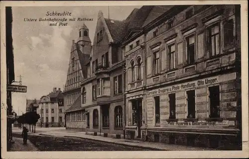 Ak Schkeuditz Nordsachsen, Untere Bahnhofstraße, Rathaus, Post, Drogerie-Geschäft