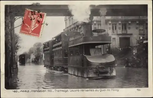 Ak Paris XVI, Inondation 1910, Tramways Louvre Versailles au Quai dwe Passy