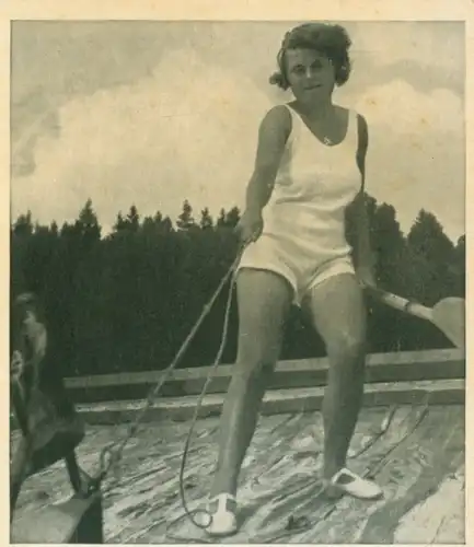 Sammelbild Schönheit im Sport IV Kajak und Kanu, Bild 72 Umsetzen am Wehr