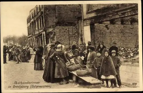 Ak Szczytno Ortelsburg Ostpreußen, Obsthändlerinnen, Markt, Ostpreußenhilfe 1. WK