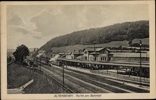Ak Altenbeken in Westfalen, Bahnhof, Bahnschienen