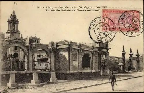 Ak Dakar Senegal, Eingang zum Regierungspalast